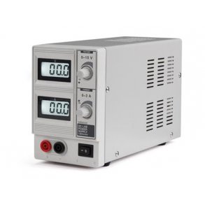 Laboratorie str�mforsyning - 0-15V / 3A